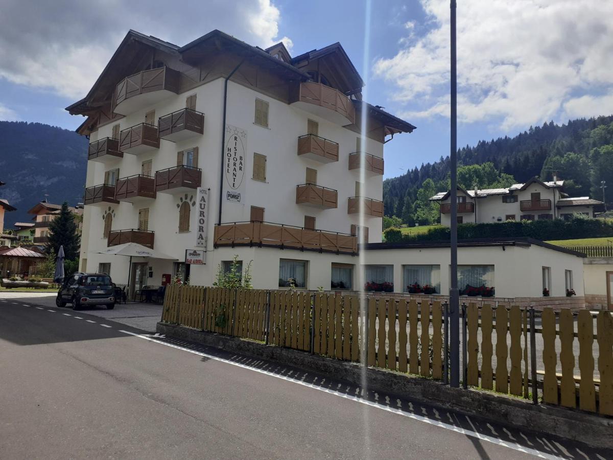 Hotel Aurora Cavedago Esterno foto